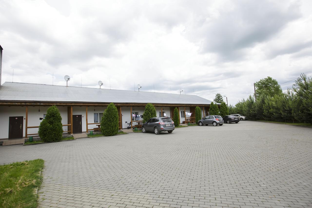 Trembita Hotel Hust Exterior foto
